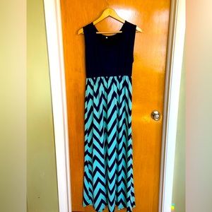 Casual comfortable maxi dress.